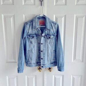 Levi's Light Blue Denim Trucker Jacket